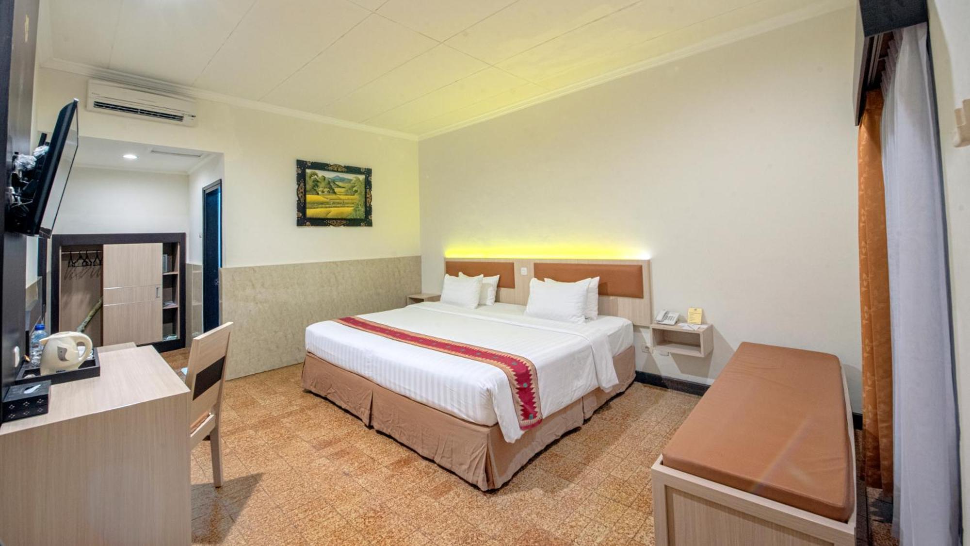 Lombok Garden Hotel Mataram Exterior photo
