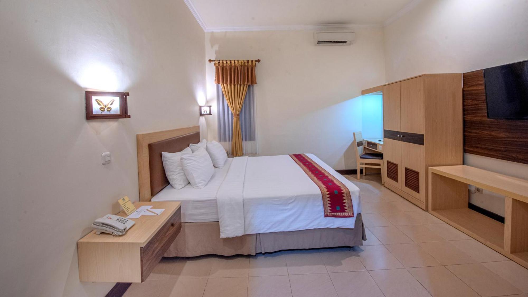 Lombok Garden Hotel Mataram Exterior photo