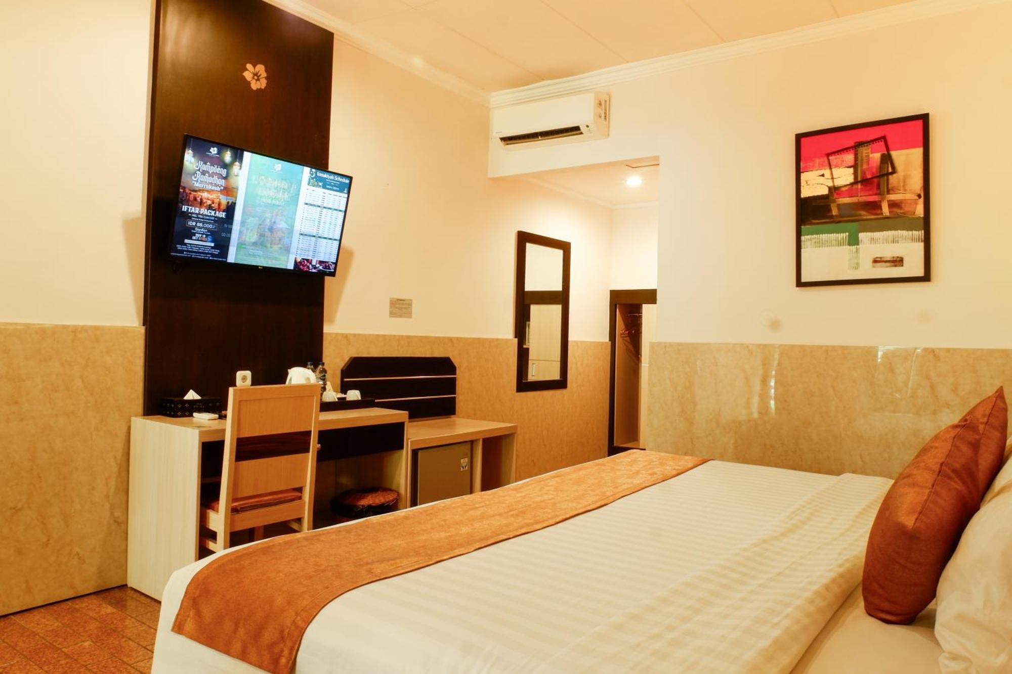 Lombok Garden Hotel Mataram Exterior photo